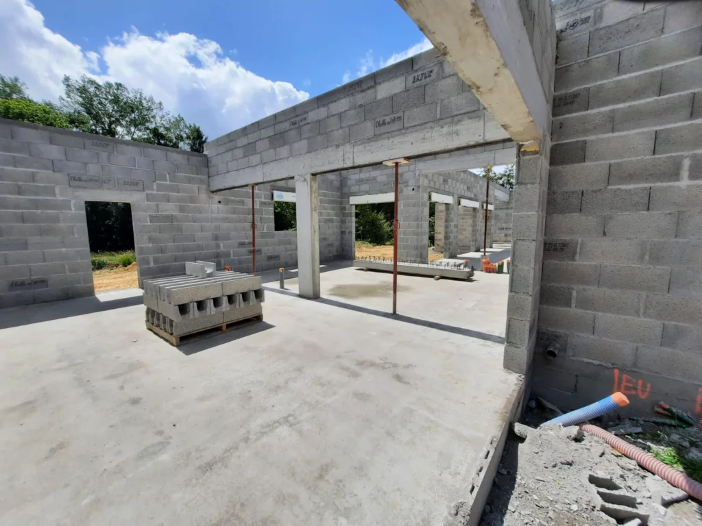 Neology Constructeur De Maison Lamballe En Cours Elevation D Une Maison 2